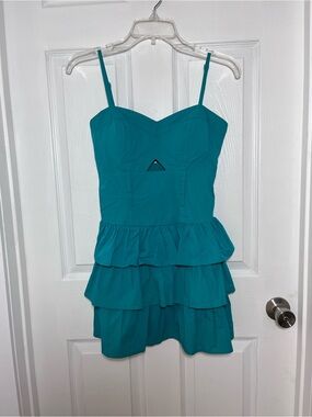 2b BeBe dress